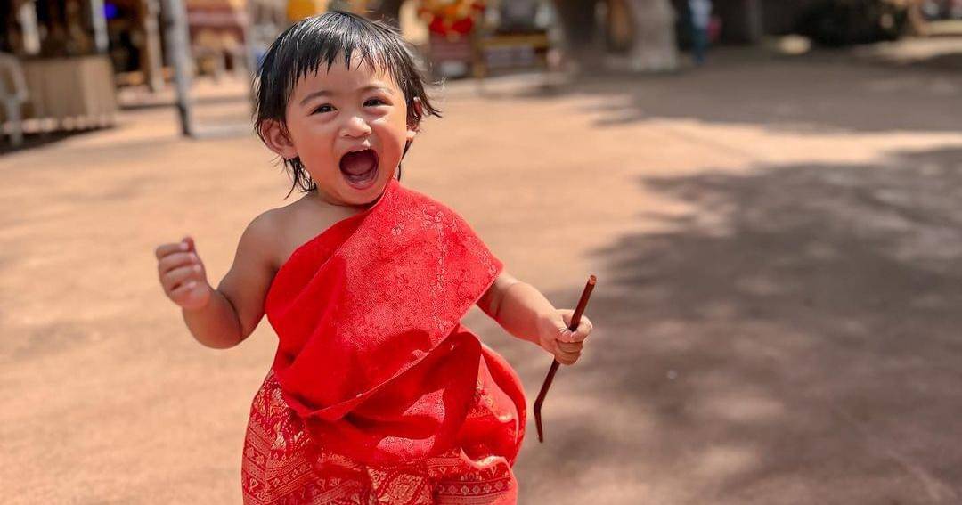 Instagram.com/riaricis1795